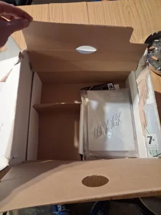 Xbox 360 con 2  mandos y 6 juegos