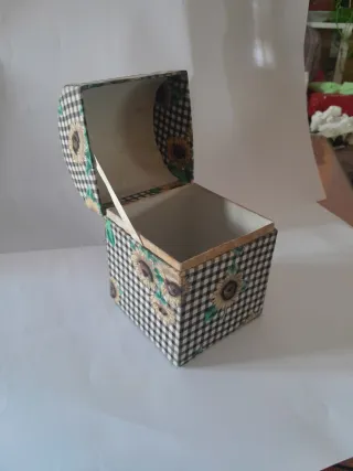 Muñeca porcelana articulada con caja original