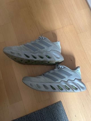 Zapatillas Adidas grises