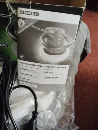 Pulidora y enceradora eléctrica verde