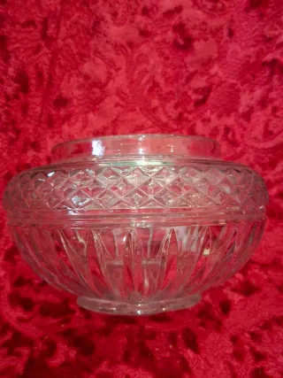 Jarrón de cristal tallado