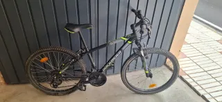 Bicicleta Rockrider ST500 20 6-9 años