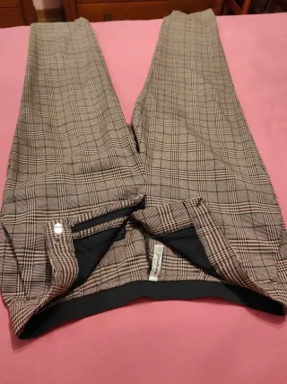 Pantalón de traje Stradivarius cuadros