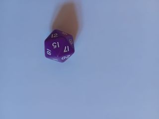 Dado D20 truccato viola