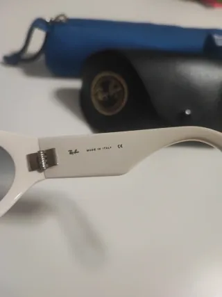 Gafas de sol Ray-Ban blancas