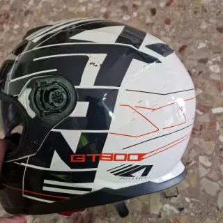Casco Aston GT800