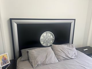 Conjunto Franco Forniture: Cabecero y 2 Mesas