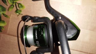 Caña de pescar infantil con accesorios