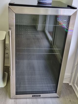 Nevera pequeña Klarstein 98L puerta cristal