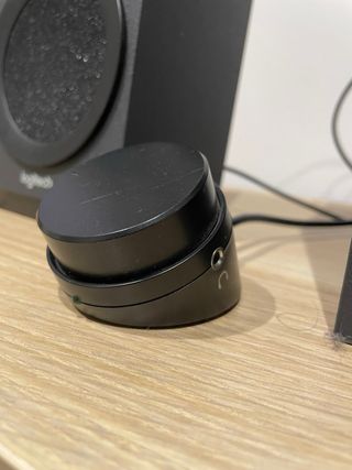 Altavoces Logitech Negros
