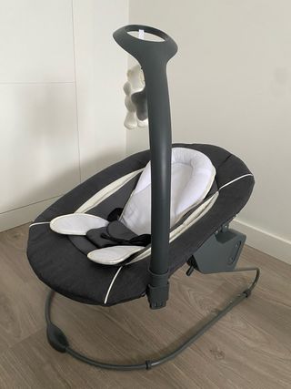 Hamaca bebé gris y blanca sin usar