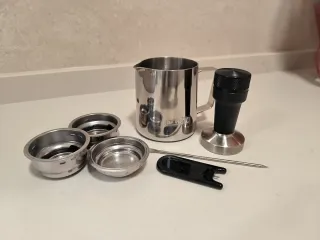 Cafetera DeLonghi Dedica Arte Beige