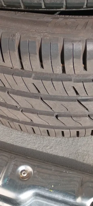 Neumáticos 225/40 R18