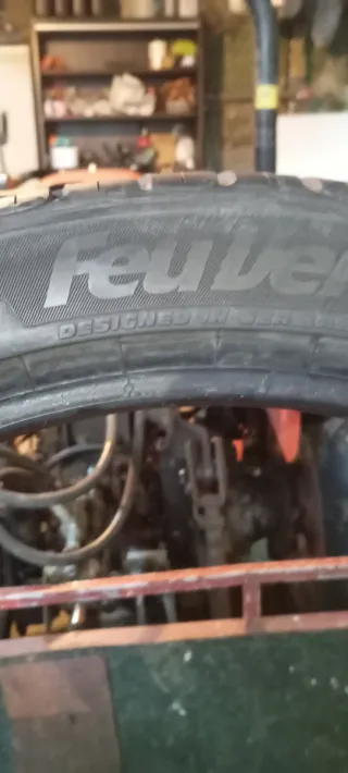 Neumáticos 225/40 R18