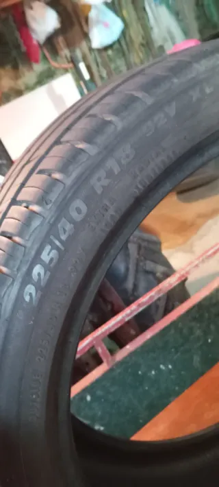 Neumáticos 225/40 R18