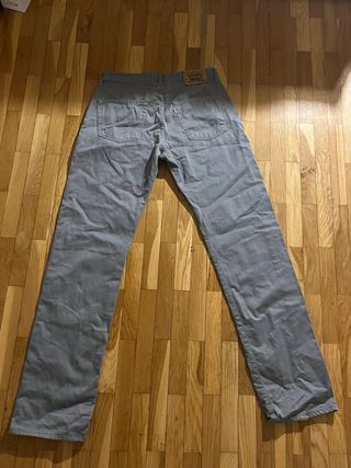 Pantalones Levi's grises