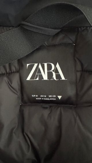 Chaqueta impermeable negra Talla M