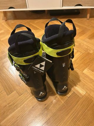 Botas de esquí Fischer Talla 29.5 Nuevas