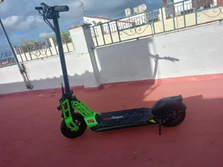Patinete Eléctrico Verde