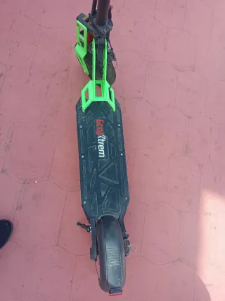 Patinete Eléctrico Verde