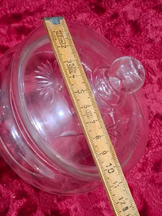 Bombonera de cristal con tapa