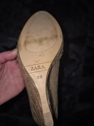 Zapatos cuña Zara beige