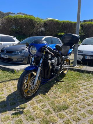 Yamaha Cafe Racer fazer 600 CARFAX Limitable a A2