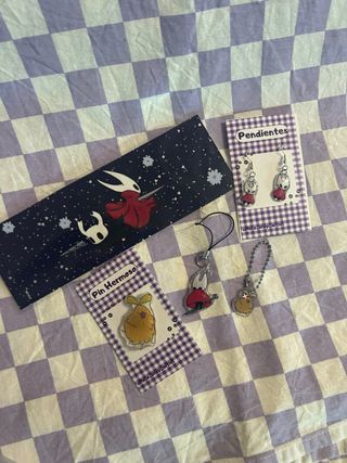 Lote Merchandising Hollow Knight