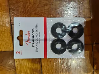 Fender Strap Blocks Black 2 Pairs