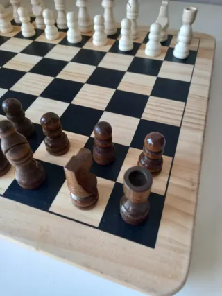 Ajedrez de madera