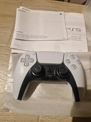 Consola Sony PlayStation PS5 con Lector