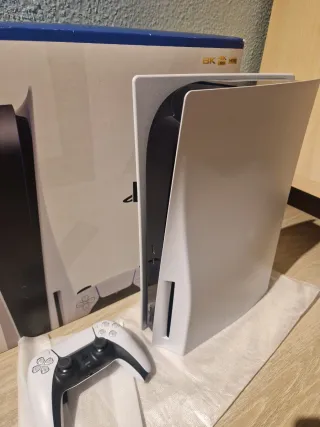 Consola Sony PlayStation PS5 con Lector