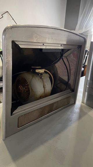 Cocina de gas, horno, campana y lavabo