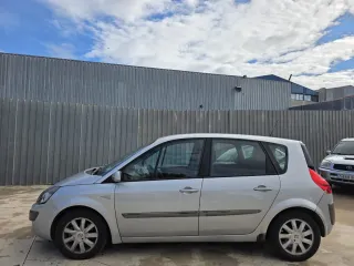 Renault Scenic 2009