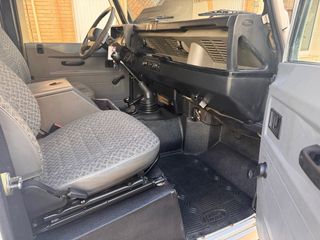 Land Rover Defender 110 Td5 2000