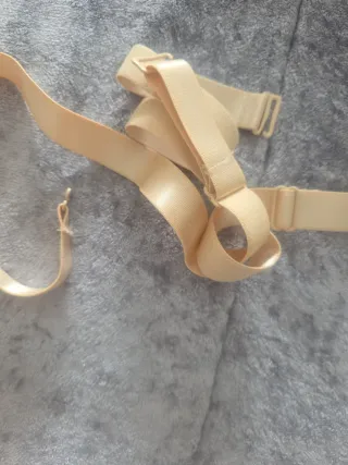 Faja moldeadora beige con cremallera