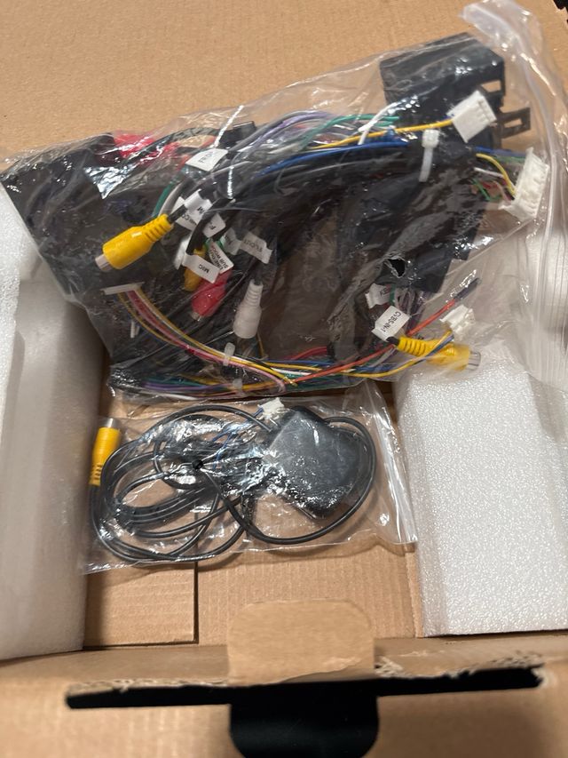 Radio auto multimedia con schermo touch