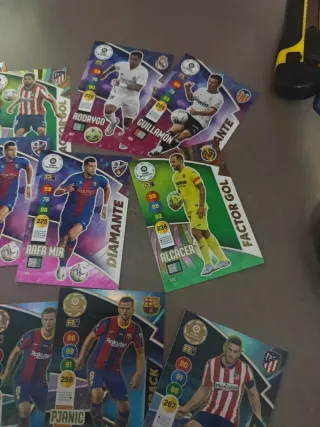 15 Cromos Adrenalyn 20-21 Supercracks