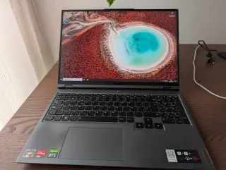 Lenovo Legion Pro 16 AMD