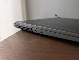 Lenovo Legion Pro 16 AMD