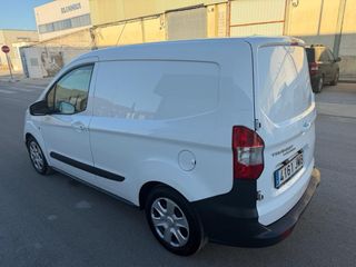 Ford Tourneo Courier 2016