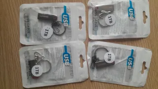 USB TPE 24K Chapado en Oro 2TB