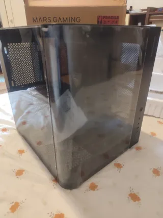 Caja Mars Gaming MC-CURV ATX negra