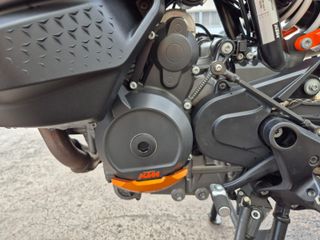 MOTO KTM SMT 890