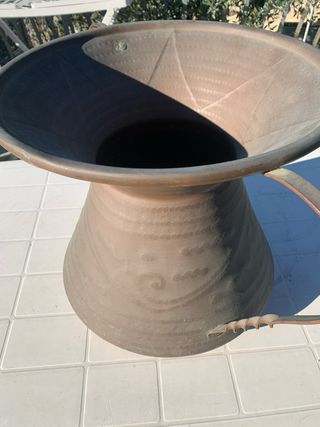 Grande conca in rame decorata antica