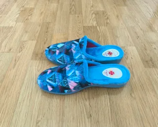 Zapatillas de casa nuevas