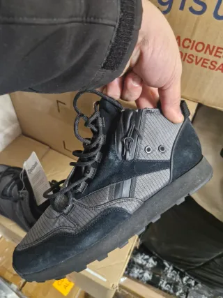 Zapatillas deportivas Reebok negras y grises