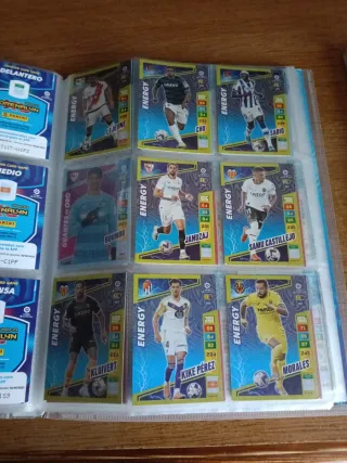Cromos Adrenalyn LaLiga Santander 2022-23