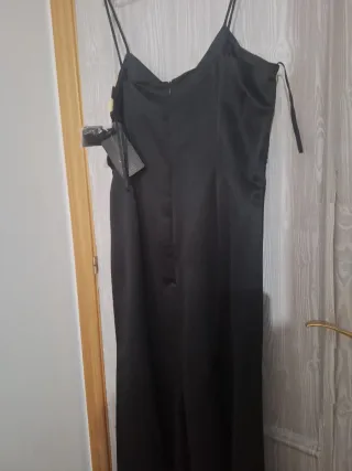 Vestido de fiesta negro y dorado sin estrenar