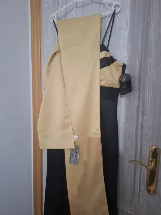Vestido de fiesta negro y dorado sin estrenar